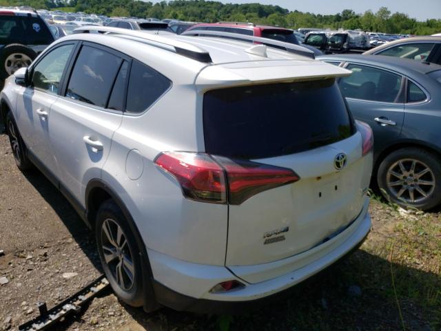 Photo 3 from auction – 2017 TOYOTA RAV4 XLE with VIN JTMRFREV1HD204874
