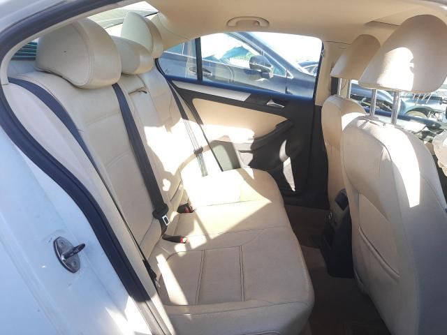 Photo 6 from auction – 2011 VOLKSWAGEN JETTA TDI with VIN 3VWLL7AJ0BM045876