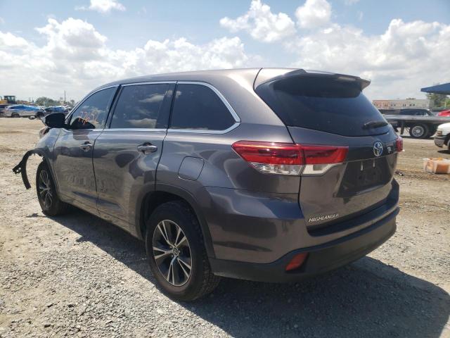 Photo 3 from auction – 2017 TOYOTA HIGHLANDER with VIN 5TDZARFH0HS031960