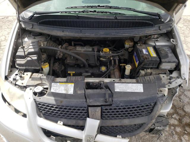 Photo 7 from auction – 2002 DODGE GRAND CARA with VIN 2B8GP74L42R581305