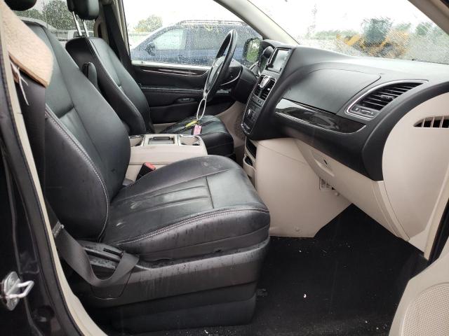 Photo 5 from auction – 2013 CHRYSLER TOWN & COU with VIN 2C4RC1BG8DR610352