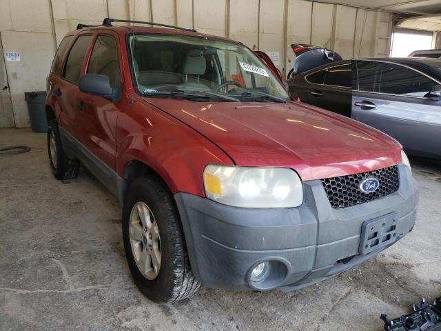 FORD ESCAPE XLT 2005 with VIN 1FMYU93155KC04896 - Photo from auction