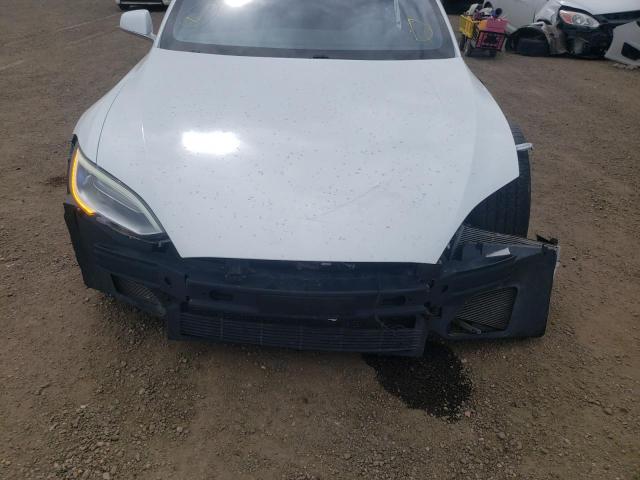 Photo 9 from auction – 2016 TESLA MODEL S with VIN 5YJSA1E11GF164074