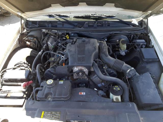 Photo 7 from auction – 2004 FORD CROWN VICT with VIN 2FAFP74W44X149635