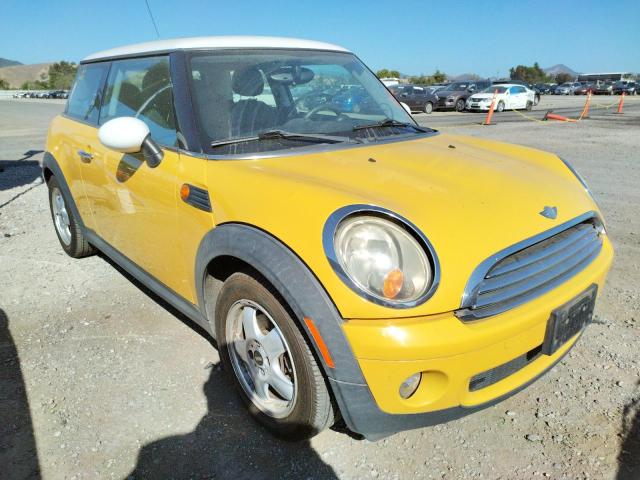 MINI COOPER 2007 with VIN WMWMF33557TT50383 - Photo from auction