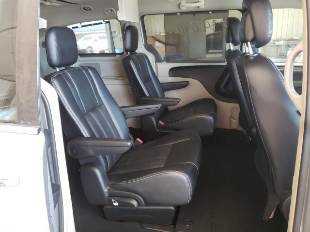 Photo 6 from auction – 2012 CHRYSLER TOWN & COU with VIN 2C4RC1CG5CR395039