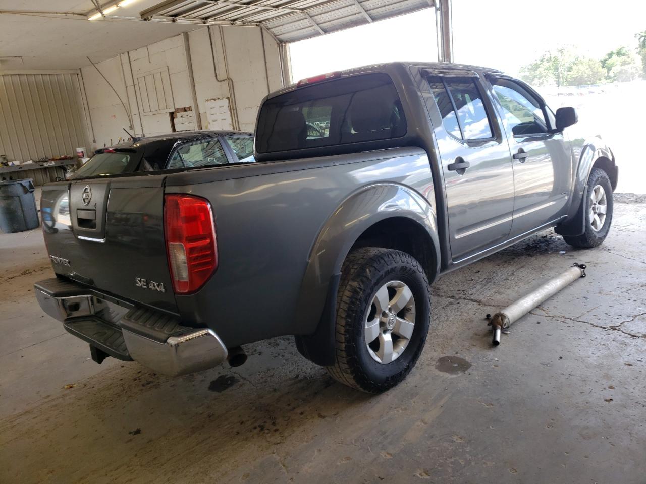 Photo 17 from auction – 2009 NISSAN FRONTIER C with VIN 1N6AD07W39C401991