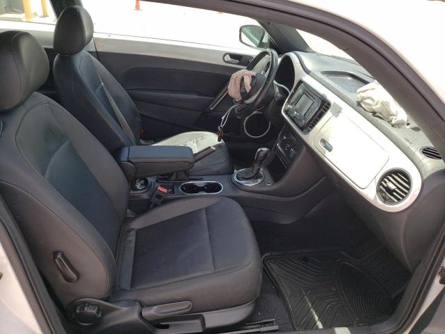 Photo 5 from auction – 2012 VOLKSWAGEN BEETLE with VIN 3VWJP7AT7CM647205
