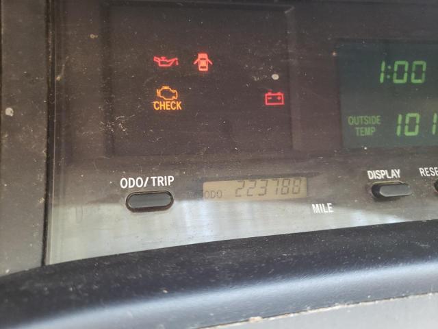 Photo 8 from auction – 2002 TOYOTA AVALON XL with VIN 4T1BF28B92U257870