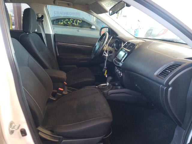 Photo 5 from auction – 2015 MITSUBISHI OUTLANDER with VIN 4A4AP4AW7FE041000