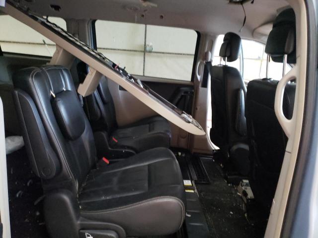 Photo 6 from auction – 2013 CHRYSLER TOWN & COU with VIN 2C4RC1BG3DR677134