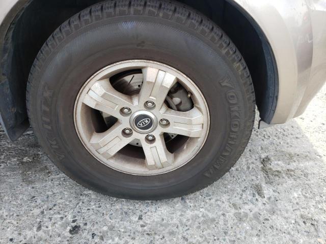 Photo 9 from auction – 2003 KIA SORENTO EX with VIN KNDJC733X35045609