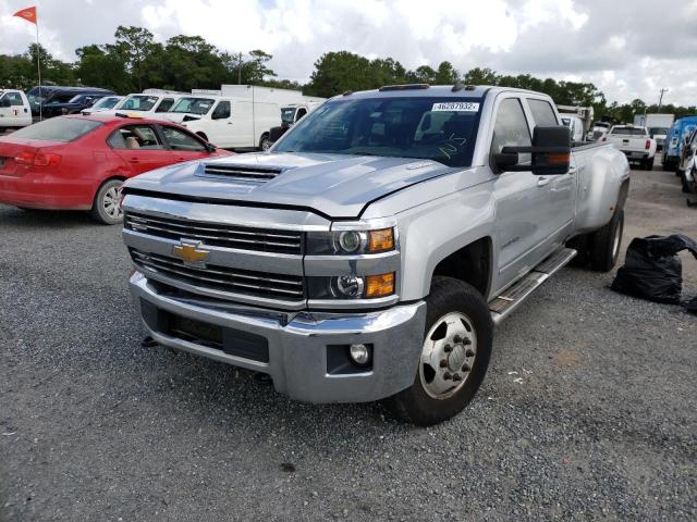 Photo 2 from auction – 2017 CHEVROLET SILVERADO with VIN 1GC4KZCY4HF110527
