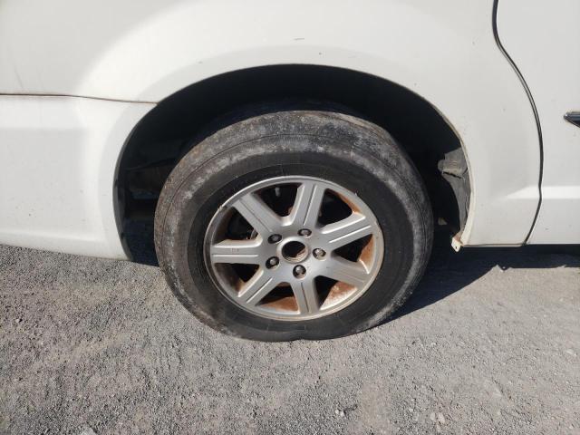 Photo 9 from auction – 2013 CHRYSLER TOWN & COU with VIN 2C4RC1BG4DR519689