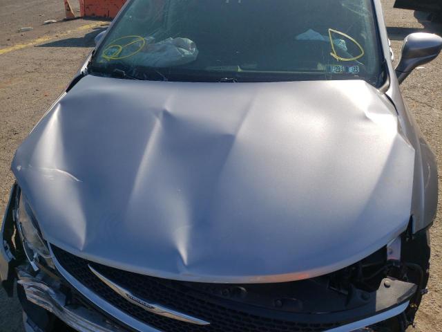 Photo 7 from auction – 2017 CHRYSLER PACIFICA T with VIN 2C4RC1BG8HR744736