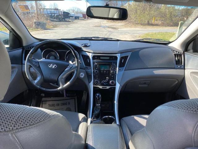 Photo 9 from auction – 2011 HYUNDAI SONATA SE with VIN 5NPEC4AC9BH159005