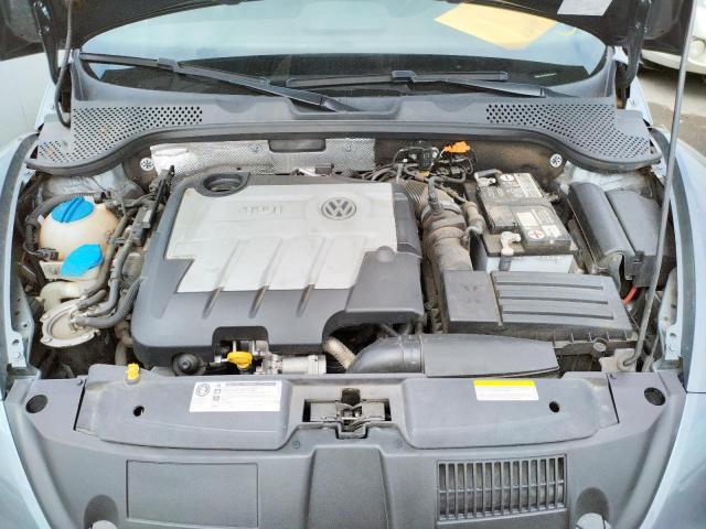 Photo 7 from auction – 2014 VOLKSWAGEN BEETLE with VIN 3VW5L7AT8EM820813
