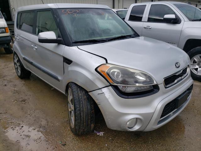 KIA SOUL + 2013 مع رقم تعريف المركبة KNDJT2A66D7576439 - صورة من المزاد
