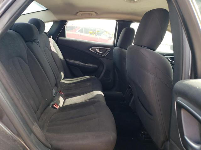 Photo 6 from auction – 2015 CHRYSLER 200 LIMITE with VIN 1C3CCCAB8FN574027