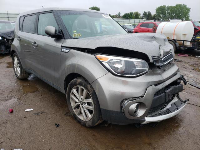 KIA SOUL + 2017 with VIN KNDJP3A5XH7445845 - Photo from auction