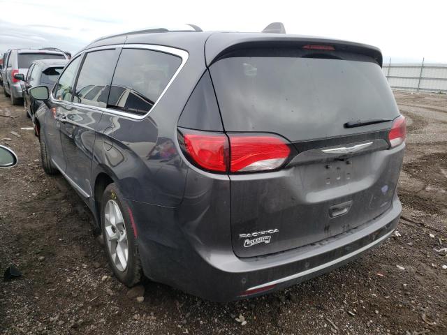 Photo 3 from auction – 2018 CHRYSLER PACIFICA T with VIN 2C4RC1BG4JR106926