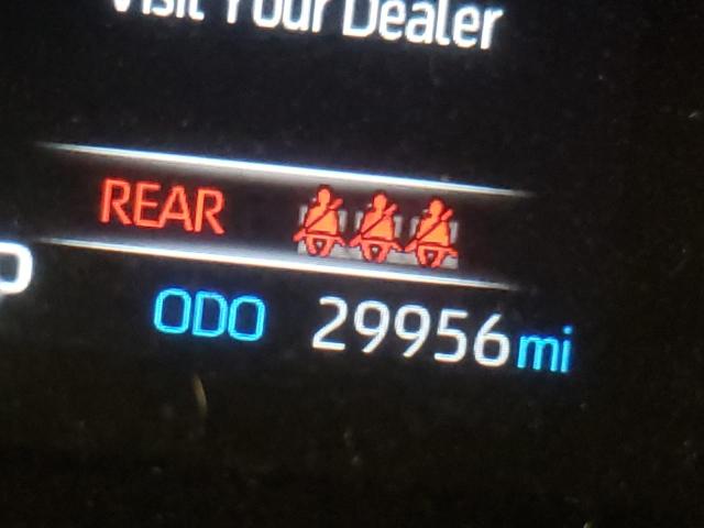 Photo 8 from auction – 2020 TOYOTA RAV4 XLE with VIN JTMP1RFV5LJ028166