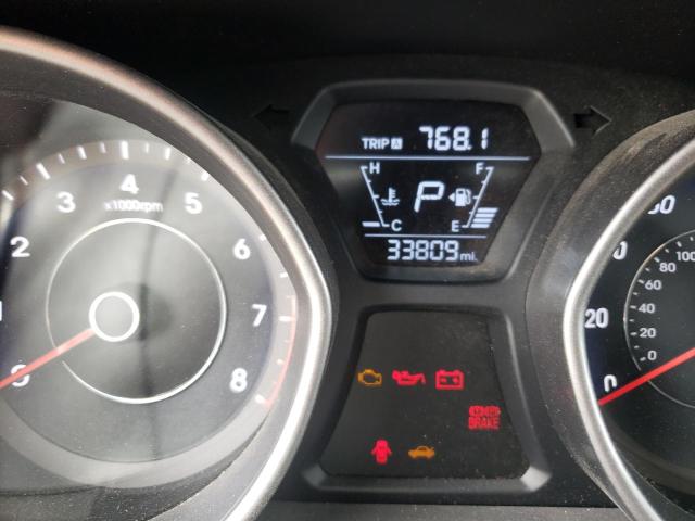 Photo 8 from auction – 2016 HYUNDAI ELANTRA SE with VIN 5NPDH4AE8GH686734