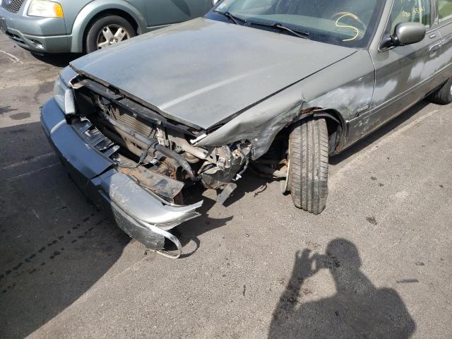 Photo 9 from auction – 2003 MERCURY GRAND MARQ with VIN 2MEFM75W63X682844
