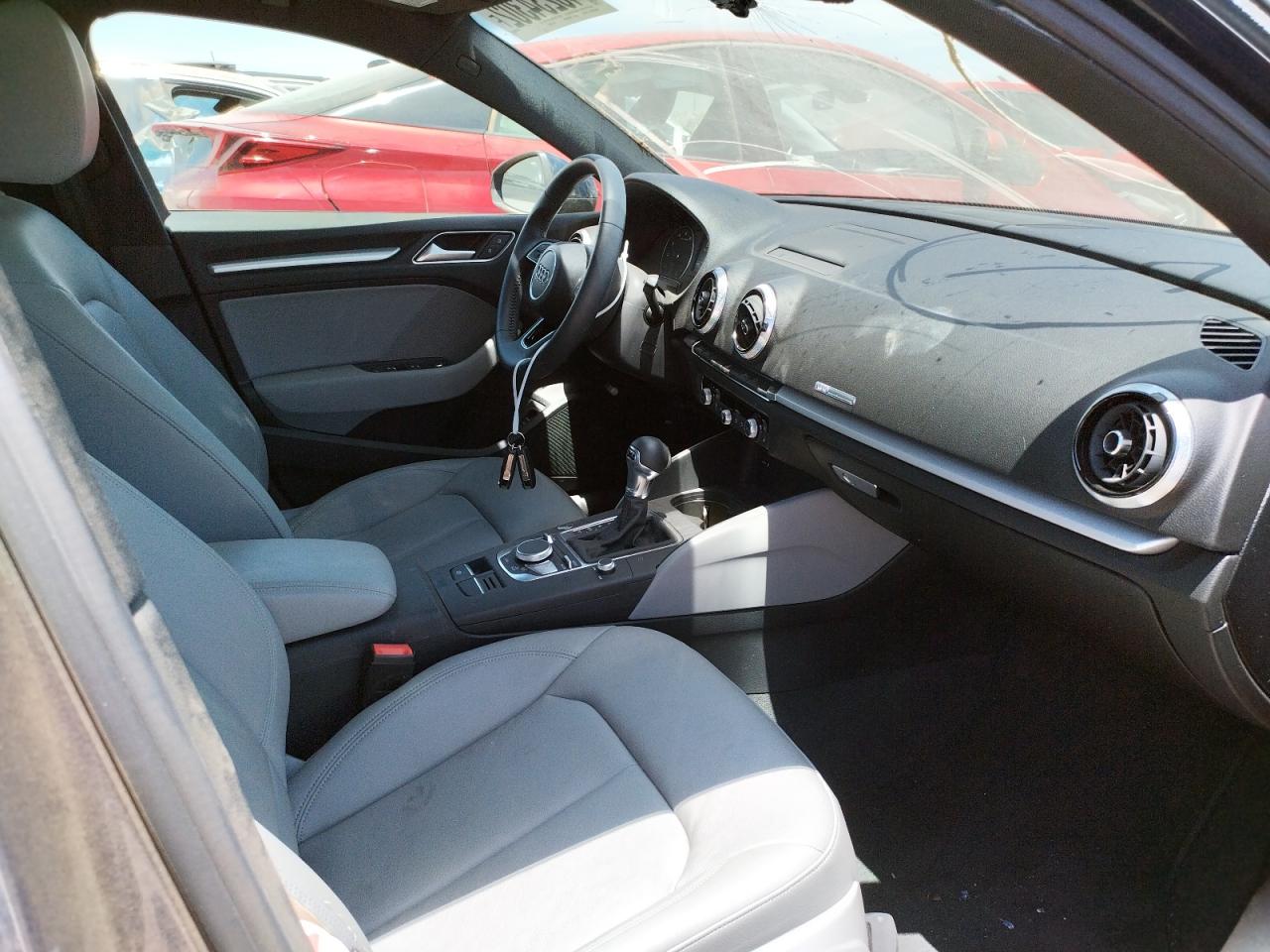 Photo 5 from auction – 2019 AUDI A3 PREMIUM with VIN WAUAUGFF5KA093542