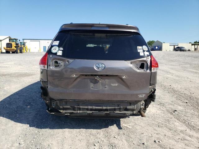 Photo 9 from auction – 2013 TOYOTA SIENNA XLE with VIN 5TDDK3DC0DS049719