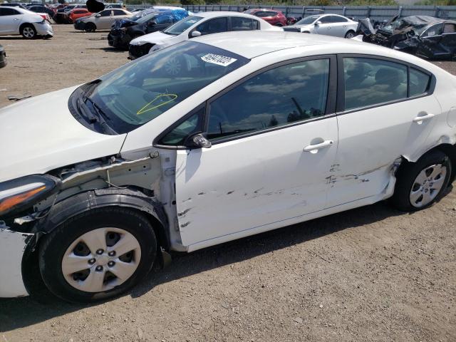 Photo 9 from auction – 2017 KIA FORTE LX with VIN 3KPFK4A75HE107863
