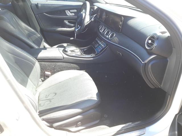 Photo 5 from auction – 2017 MERCEDES-BENZ E 300 with VIN WDDZF4JB5HA046531