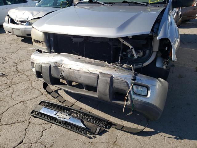 Photo 9 from auction – 2005 CHEVROLET TRAILBLAZE with VIN 1GNET16S556175612