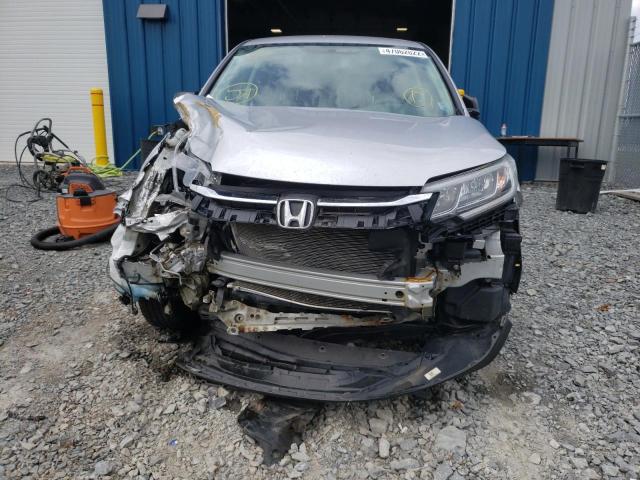 Photo 9 from auction – 2015 HONDA CR-V LX with VIN 2HKRM4H33FH127483
