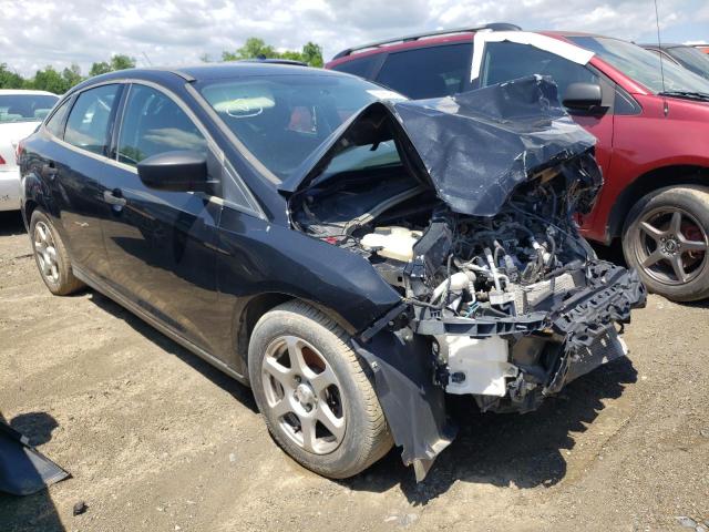 FORD FOCUS S 2015 with VIN 1FADP3E2XFL303986 - Photo from auction