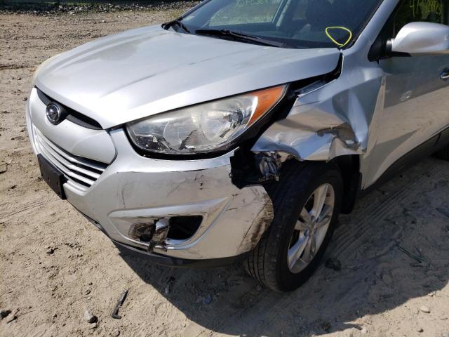 Photo 9 from auction – 2010 HYUNDAI TUCSON GLS with VIN KM8JUCAC8AU081838