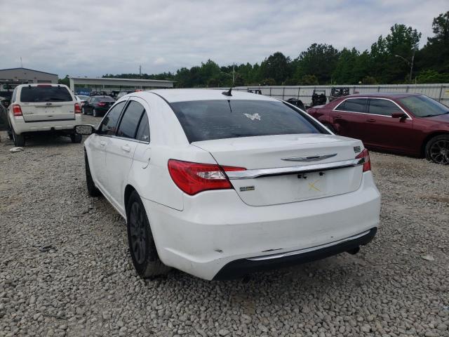 Photo 3 from auction – 2013 CHRYSLER 200 LX with VIN 1C3CCBAG0DN743170