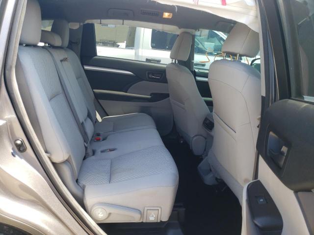 Photo 6 from auction – 2017 TOYOTA HIGHLANDER with VIN 5TDZARFH0HS031960