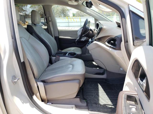 Photo 5 from auction – 2017 CHRYSLER PACIFICA T with VIN 2C4RC1BG8HR552894