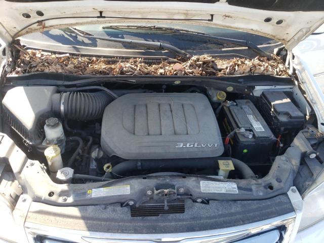 Photo 7 from auction – 2013 CHRYSLER TOWN & COU with VIN 2C4RC1BG4DR519689