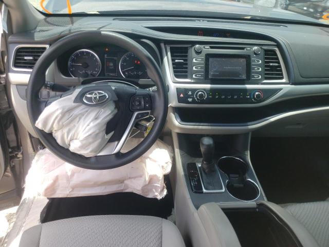 Photo 9 from auction – 2017 TOYOTA HIGHLANDER with VIN 5TDZARFH0HS031960
