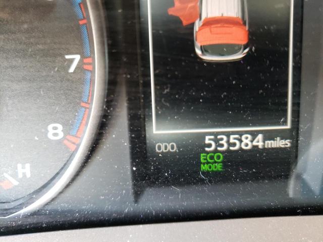 Photo 8 from auction – 2018 TOYOTA RAV4 LE with VIN JTMZFREV0JJ733403