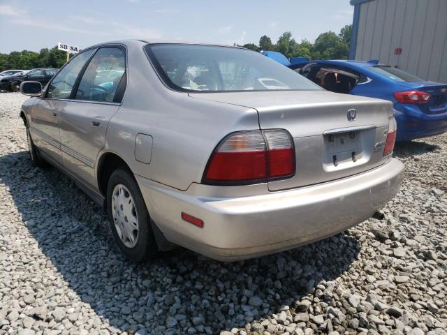 Photo 3 from auction – 1996 HONDA ACCORD DX with VIN 1HGCD5683TA090773