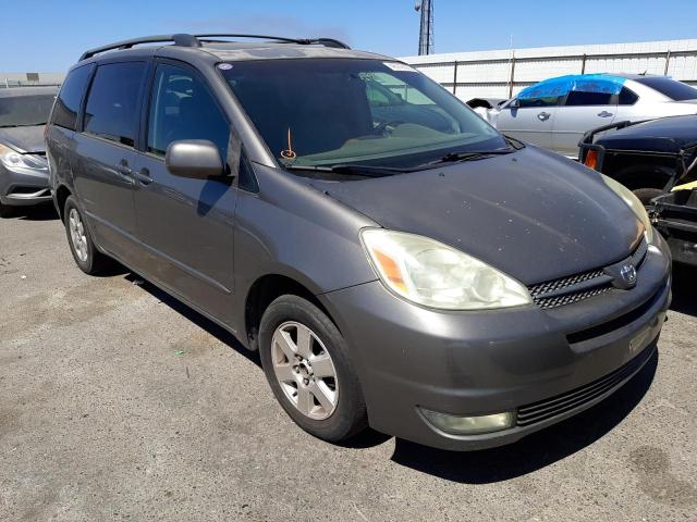 TOYOTA SIENNA XLE 2004 with VIN 5TDZA22C74S001382 - Photo from auction