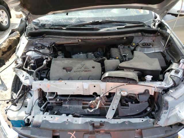 Photo 7 from auction – 2018 MITSUBISHI OUTLANDER with VIN JA4AZ3A30JJ006102