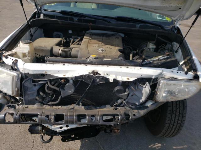 Photo 7 from auction – 2011 TOYOTA TUNDRA DOU with VIN 5TFUM5F10BX020181
