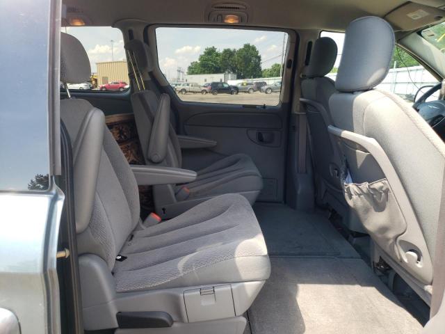 Photo 6 from auction – 2005 CHRYSLER TOWN & COU with VIN 2C4GP54L65R412898