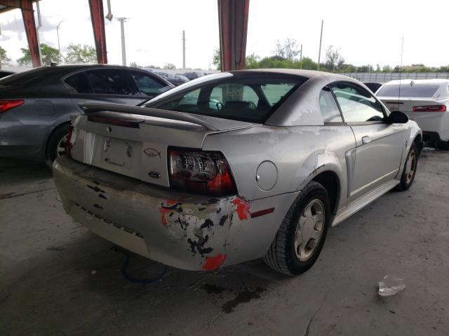 Photo 4 from auction – 2000 FORD MUSTANG with VIN 1FAFP4045YF275779