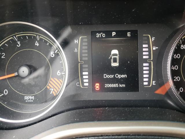 Photo 8 from auction – 2015 JEEP CHEROKEE S with VIN 1C4PJLAB2FW585277