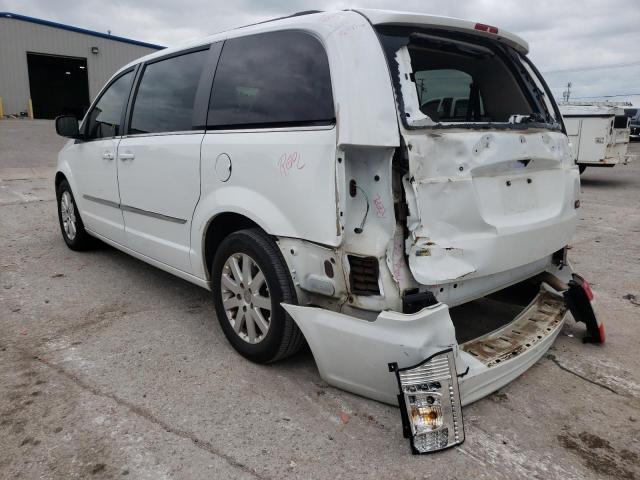 Photo 3 from auction – 2016 CHRYSLER TOWN & COU with VIN 2C4RC1BG5GR186553